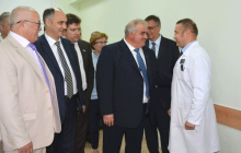 Николай Журавлев на открытии гематологического отделения в Костромской областной клинической больнице (4 июня 2015)